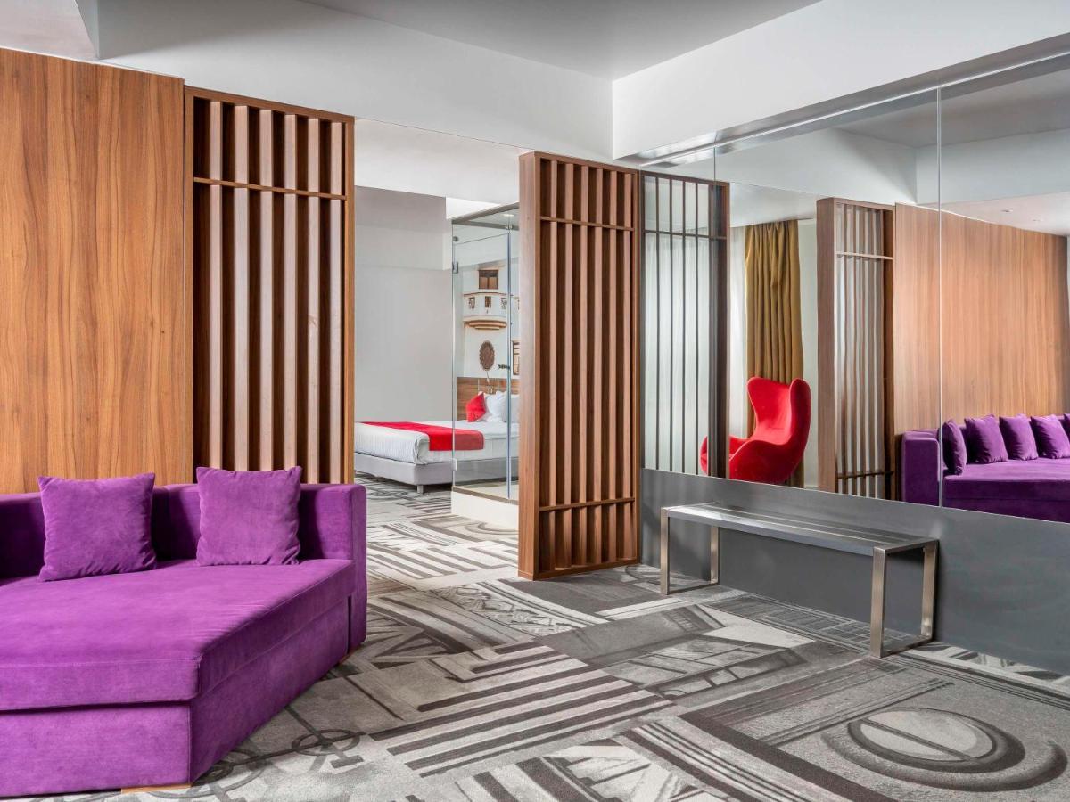 Hotel Mercure Bucharest Unirii Exterior foto